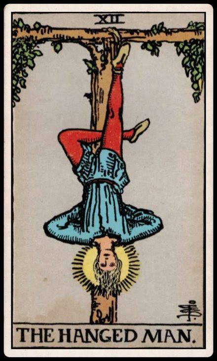 Asılan Adam tarot kartı