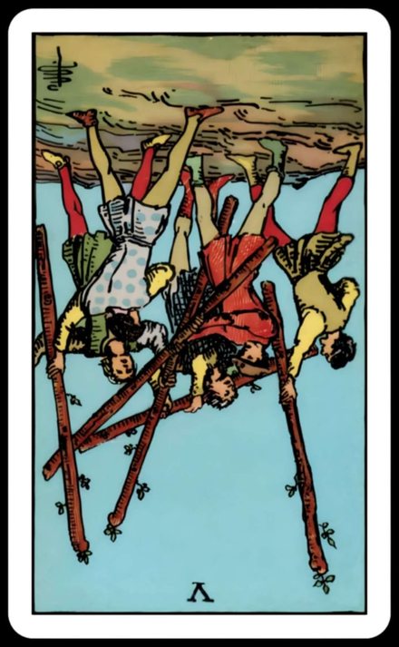 Değnek Beşlisi ters tarot kartı