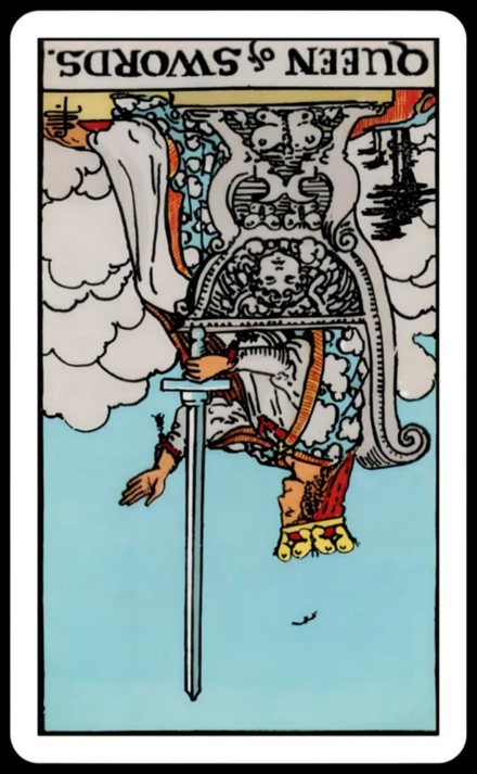 Kılıç Kraliçesi ters tarot kartı